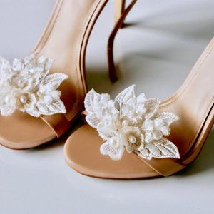 Bridal Wedding Shoe Clips (Floral)